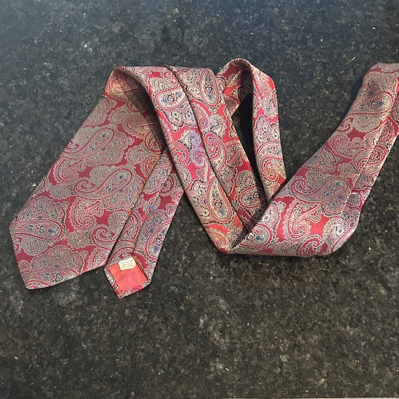 WINDRIDGE Men's Neck Tie Red & Brown Paisley 57"L x 3.5"W - Picture 7 of 8